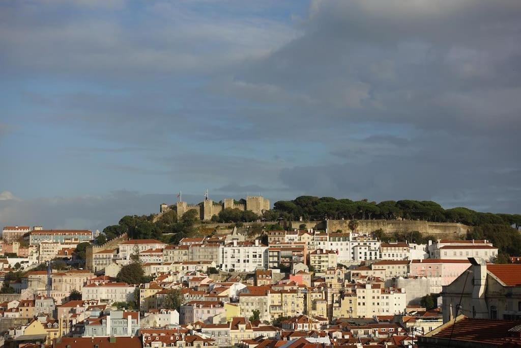 Apartamento Charm And Fantastic View In A Fully Equipped In Center Lisboa